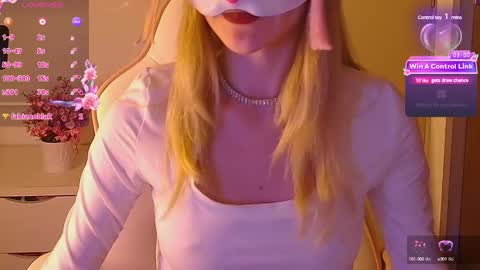 Snapshot of sydney_max chatting on February 8, 1:22 am Milena online show from February 8, 1:22 am