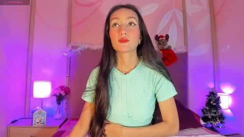 Sylvia Leos online show from December 18, 11:34 am