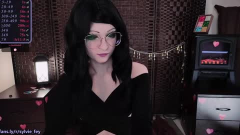 Sylvie online show from February 2, 11:11 pm