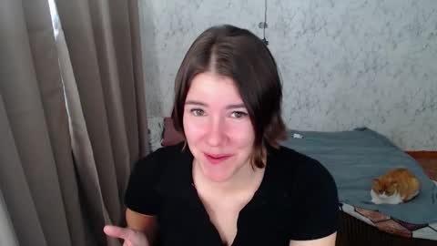 SyrenDixon online show from September 25, 11:20 am