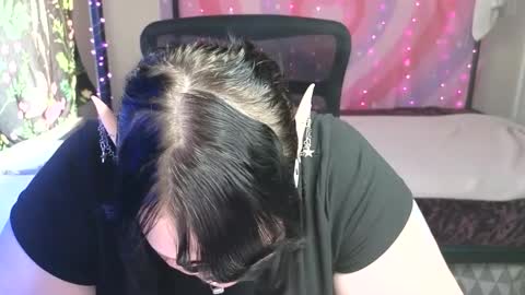 Goddess Flame online show from January 17, 4:57 pm