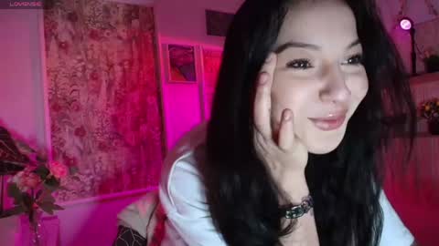 T A A H I R A online show from March 23, 8:20 am