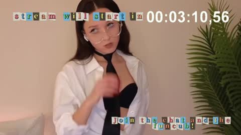 Mary online show from December 30, 9:37 am