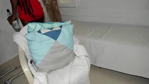 Snapshot of tahira_21 chatting on October 17, 9:18 pm Tahira online show from October 17, 9:18 pm