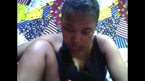 Snapshot of tahiriniah chatting on October 11, 6:43 pm tahiriniah online show from October 11, 6:43 pm