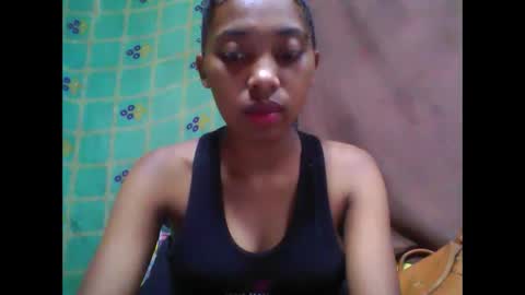 Snapshot of tahiriniah chatting on February 20, 2:13 pm tahiriniah online show from February 20, 2:13 pm