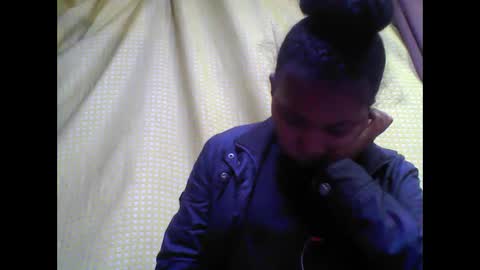 Snapshot of tahiriniah chatting on September 17, 3:59 am tahiriniah online show from September 17, 3:59 am