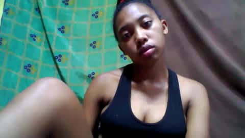 Snapshot of tahiriniah chatting on March 11, 4:18 pm tahiriniah online show from March 11, 4:18 pm