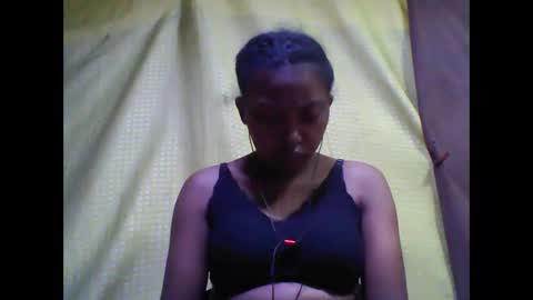 Snapshot of tahiriniah chatting on September 27, 3:58 am tahiriniah online show from September 27, 3:58 am