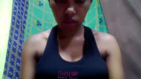 Snapshot of tahiriniah chatting on February 13, 6:48 pm tahiriniah online show from February 13, 6:48 pm