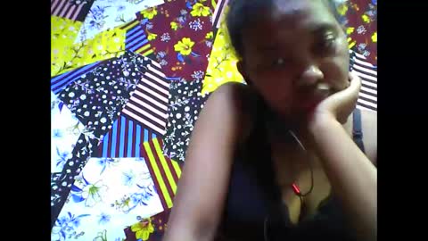 Snapshot of tahiriniah chatting on October 12, 6:54 pm tahiriniah online show from October 12, 6:54 pm