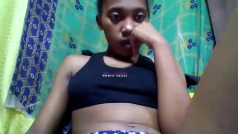 Snapshot of tahiriniah chatting on February 11, 1:30 pm tahiriniah online show from February 11, 1:30 pm