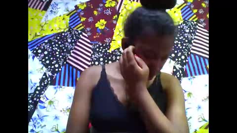 Snapshot of tahiriniah chatting on October 10, 6:35 pm tahiriniah online show from October 10, 6:35 pm