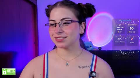 Camille Gonzalez online show from September 19, 7:18 am