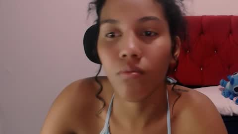 Tainara online show from October 11, 8:44 pm