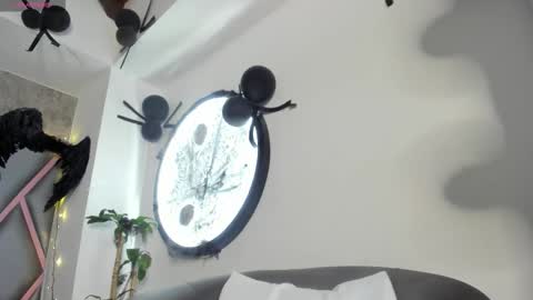 taisha online show from October 17, 12:58 am