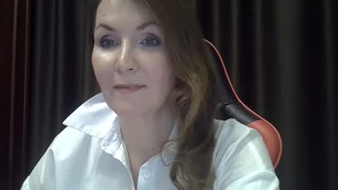 taisialucky77 online show from December 1, 6:21 pm