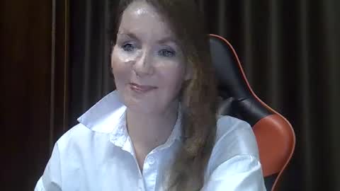 taisialucky77 online show from October 10, 7:30 pm