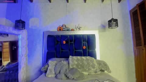 Snapshot of taissa_ chatting on November 1, 12:04 am Taissa online show from November 1, 12:04 am