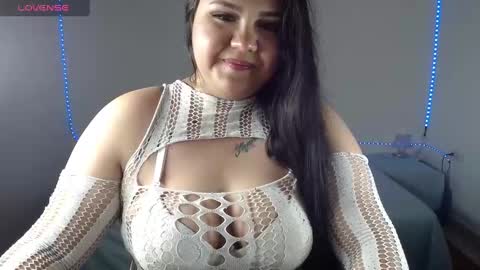 Snapshot of talia_florez chatting on October 10, 9:41 pm T A L I A online show from October 10, 9:41 pm