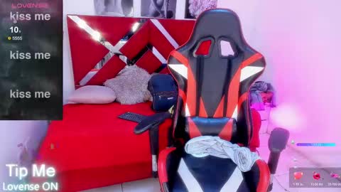 talia_rouge online show from September 17, 7:23 pm
