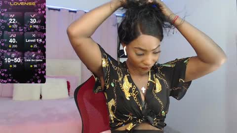 Snapshot of talianamoreno chatting on January 7, 12:24 am taliana modelo independiente online show from January 7, 12:24 am
