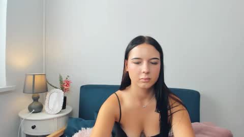 taliasensitive online show from September 23, 10:46 am