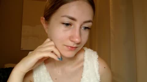  Kira  online show from December 10, 6:11 am