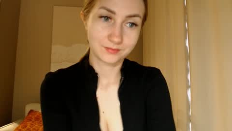  Kira  online show from December 2, 8:48 am