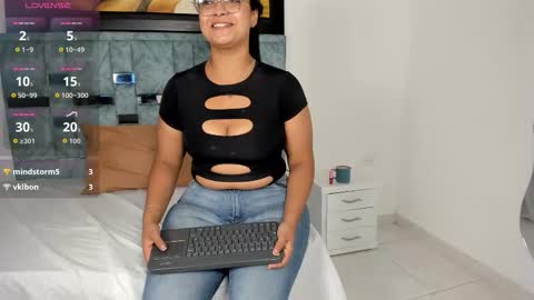 tamaara_lov online show from September 10, 1:44 pm