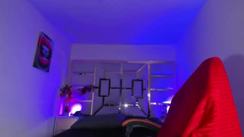 Snapshot of tamara_rouse1 chatting on October 25, 6:54 am tamara online show from October 25, 6:54 am