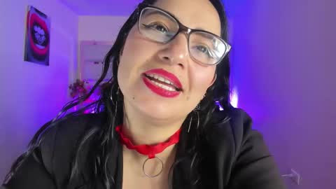 Snapshot of tamara_rouse1 chatting on October 15, 5:10 am tamara online show from October 15, 5:10 am