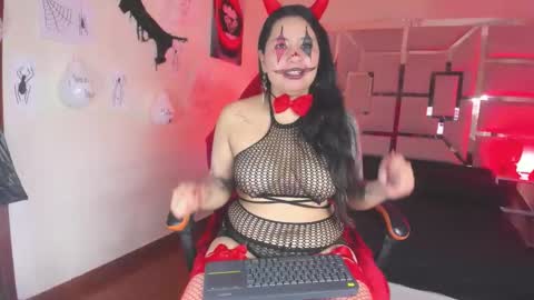 Snapshot of tamara_rouse1 chatting on November 2, 5:22 am tamara online show from November 2, 5:22 am