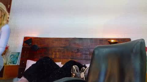    online show from September 16, 6:38 pm