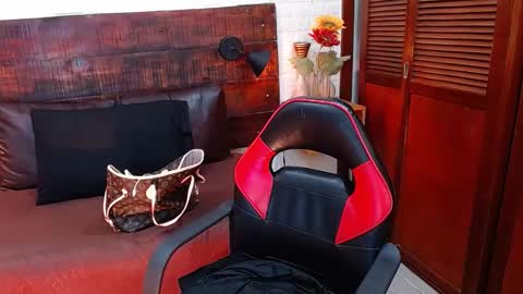    online show from December 31, 5:29 pm