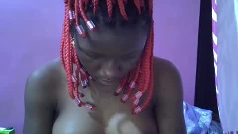 Snapshot of tamara_shaniz chatting on October 23, 8:09 am shanny online show from October 23, 8:09 am