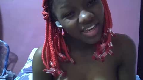 Snapshot of tamara_shaniz chatting on October 13, 5:59 pm shanny online show from October 13, 5:59 pm