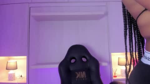 Tami online show from October 14, 7:49 pm