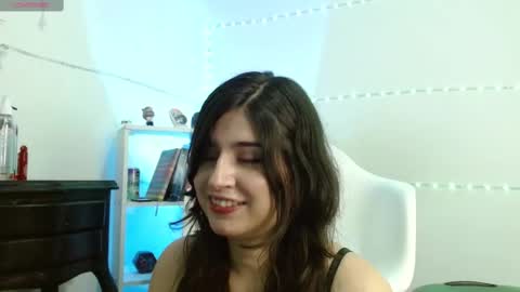 Snapshot of tami_ramirez__ chatting on February 10, 12:41 am Tami online show from February 10, 12:41 am