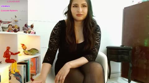Snapshot of tami_ramirez__ chatting on September 21, 7:07 am Tami online show from September 21, 7:07 am