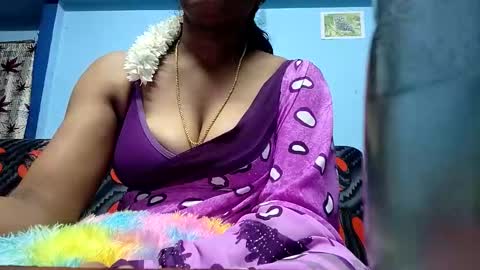 Snapshot of tamilmadhi520 chatting on October 11, 7:27 pm tamilmadhi520 online show from October 11, 7:27 pm