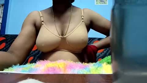 Snapshot of tamilmadhi520 chatting on October 10, 7:19 pm tamilmadhi520 online show from October 10, 7:19 pm