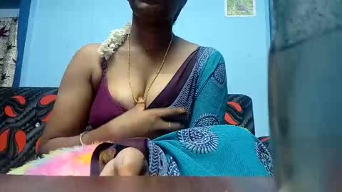 Snapshot of tamilmadhi520 chatting on October 4, 7:07 pm tamilmadhi520 online show from October 4, 7:07 pm