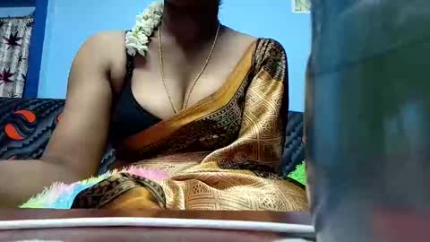 Snapshot of tamilmadhi520 chatting on September 18, 7:01 pm tamilmadhi520 online show from September 18, 7:01 pm