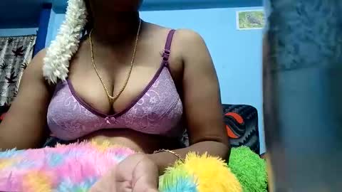 Snapshot of tamilmadhi520 chatting on October 16, 10:23 pm tamilmadhi520 online show from October 16, 10:23 pm