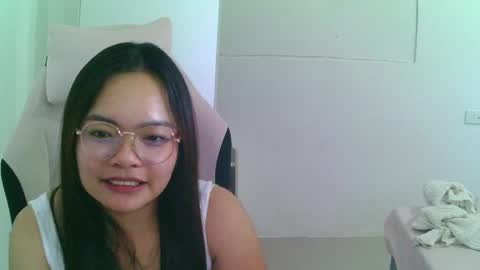 Angel online show from May 31, 6:09 pm