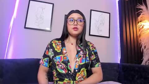 Tammy online show from September 9, 1:33 pm