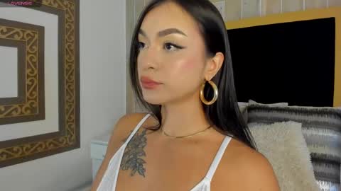 Snapshot of tamy_honey chatting on March 4, 8:05 pm Tamy online show from March 4, 8:05 pm