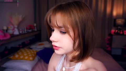 Leila night Mia day online show from March 11, 7:36 pm