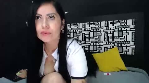 Snapshot of tania_mature chatting on January 4, 7:34 pm tania online show from January 4, 7:34 pm